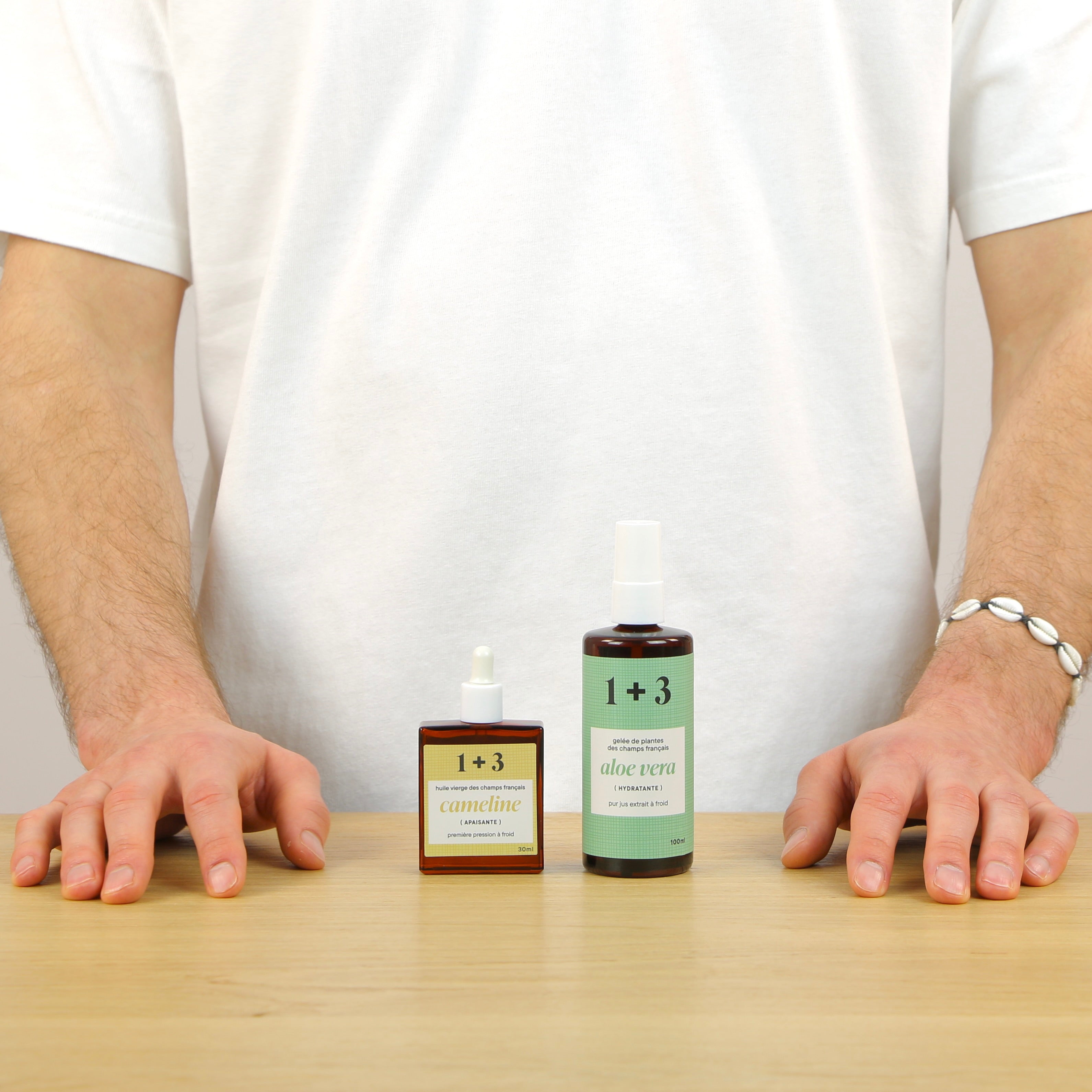 Paul choisit son duo 1+3 – gelée d’aloe vera et huile de caméline pour hydrater naturellement la peau